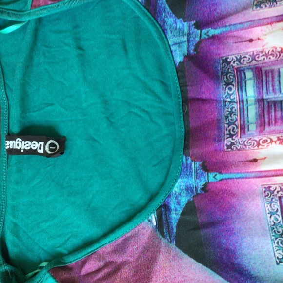 Desigual, turquoise top with printed front, size L - Picture 2 of 6